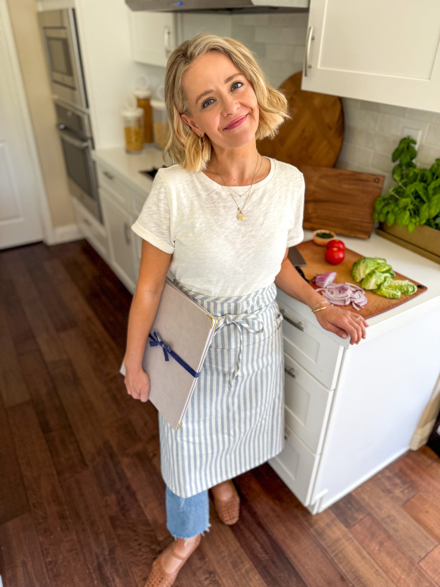 Comfortable and stylish bistro kitchen apron with ties in white and blue stripe