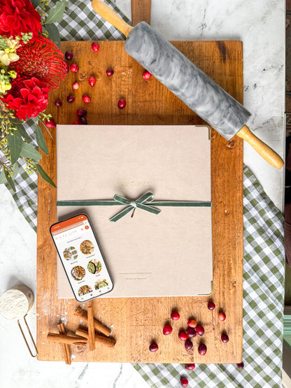 Bundle the heirloom Recipe Club Binder with an Annual Membership